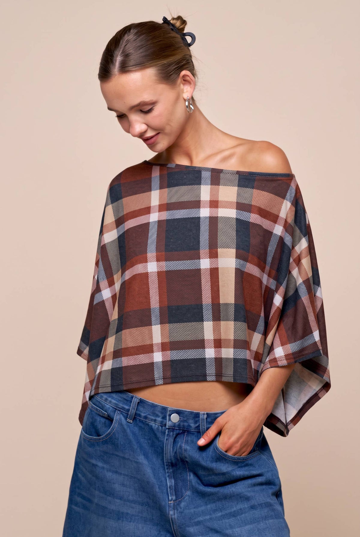 PLAID PONCHO: RUST MULTI / S
